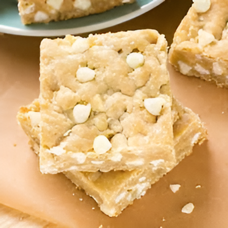 White Chocolate Blondies : Soft, Chewy & Buttery Blonde Brownies