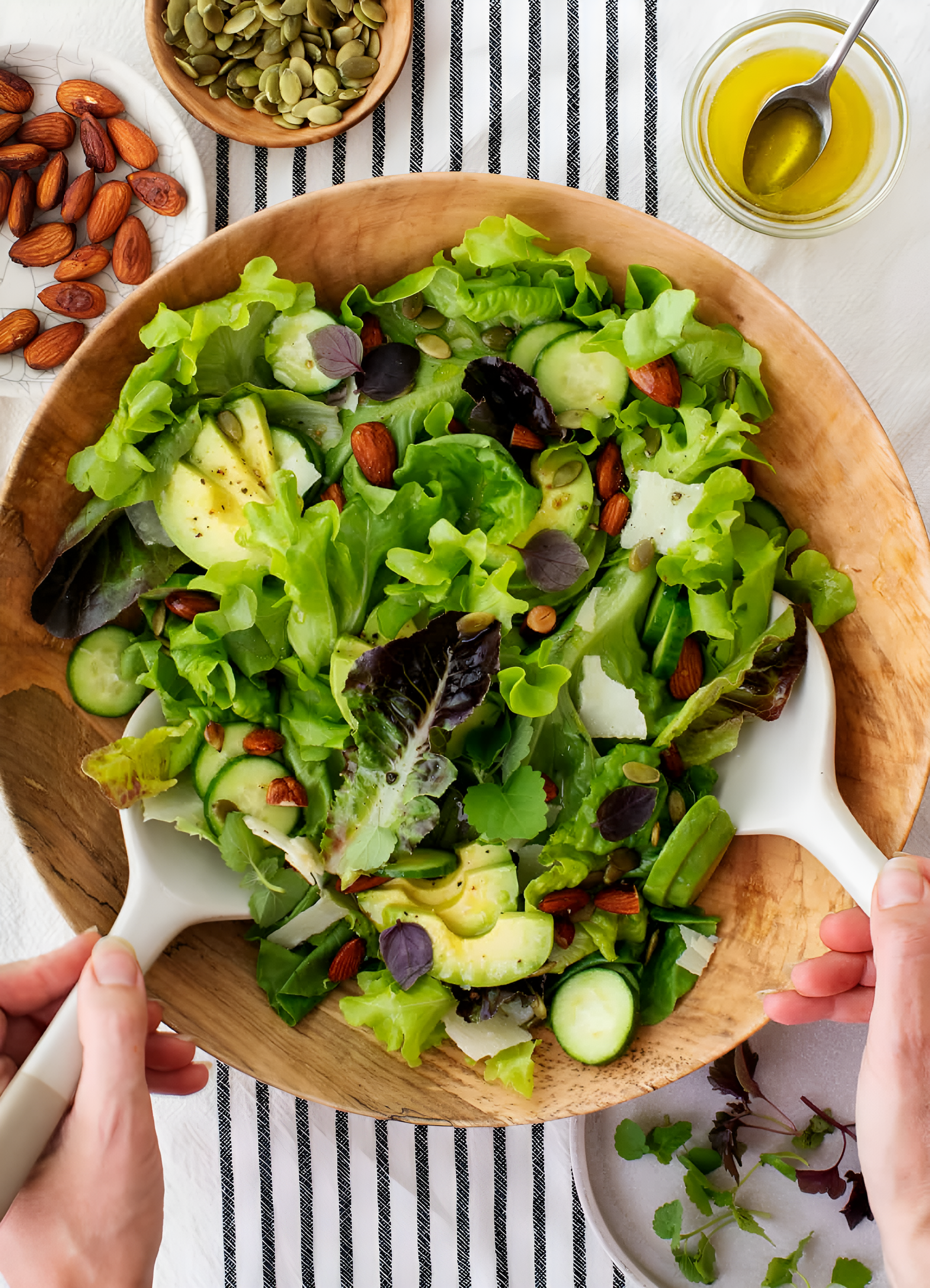 Easy Simple Green Salad : Healthy & Delicious