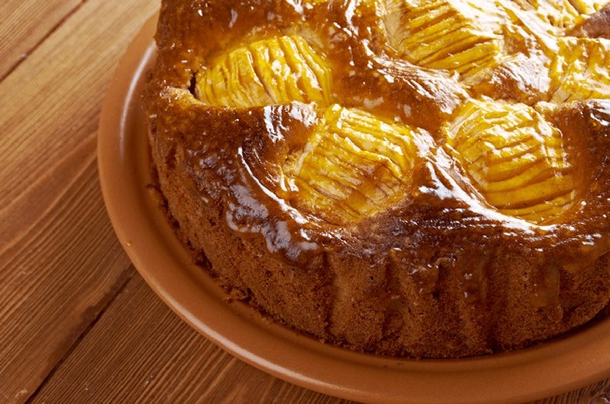 Apfelkuchen (Apple Cake) – A Classic German Delight
