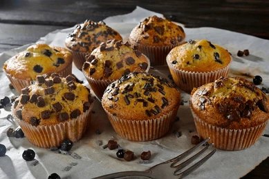 Yazdi Cakes – Irresistibly Soft, Fragrant Iranian Cardamom