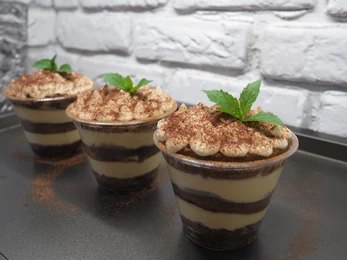 No-Bake Tiramisu Cheesecake Cups: Creamy, Elegant, and Effortless Dessert