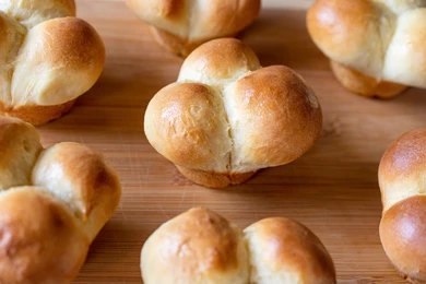 Clover Leaf Rolls – Fluffy Homemade Dinner Rolls