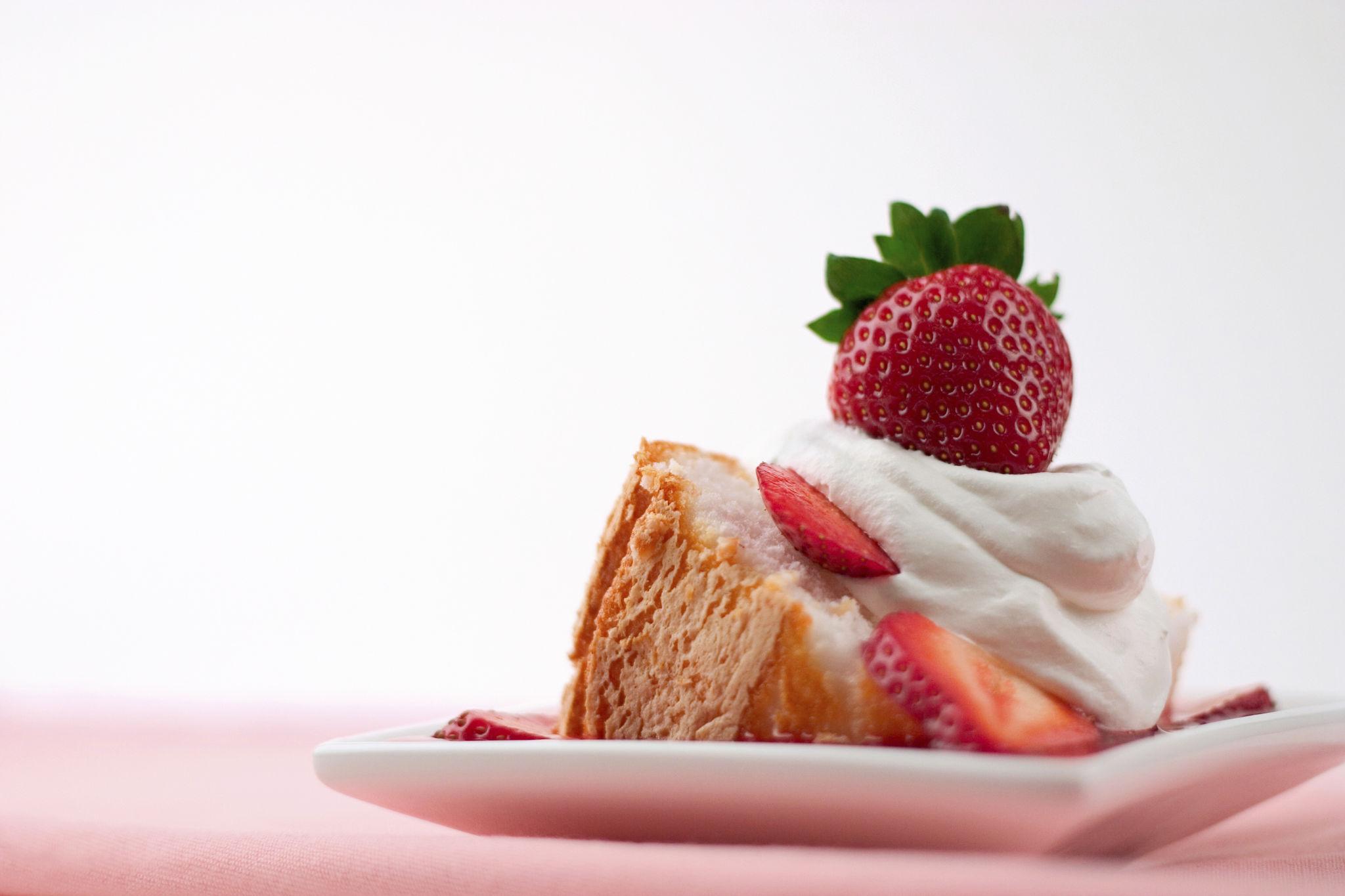 Strawberry Glazed Pie with Buttery Crust, Fresh Strawberries
