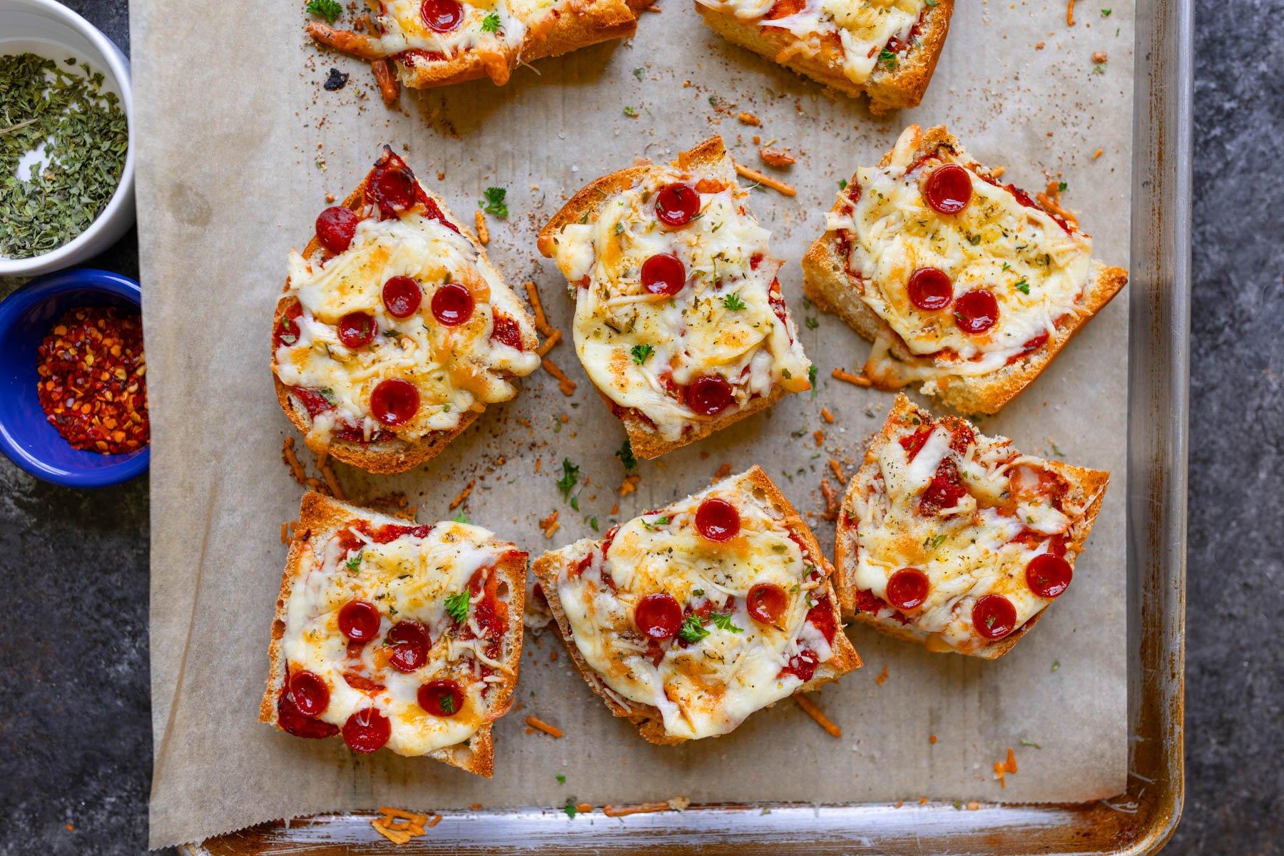 French Bread Pizza – Crispy, Cheesy, Easy Homemade Pizza