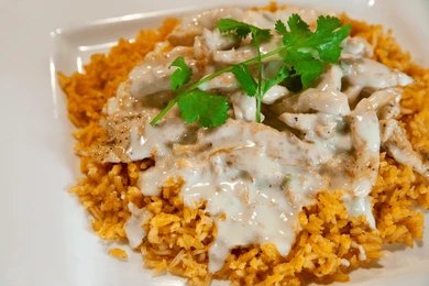Queso Chicken and Rice – Creamy, Cheesy One-Pan Mexican-Inspired Chicken Dinner with Tender Rice and a Rich Homemade Queso Sauce