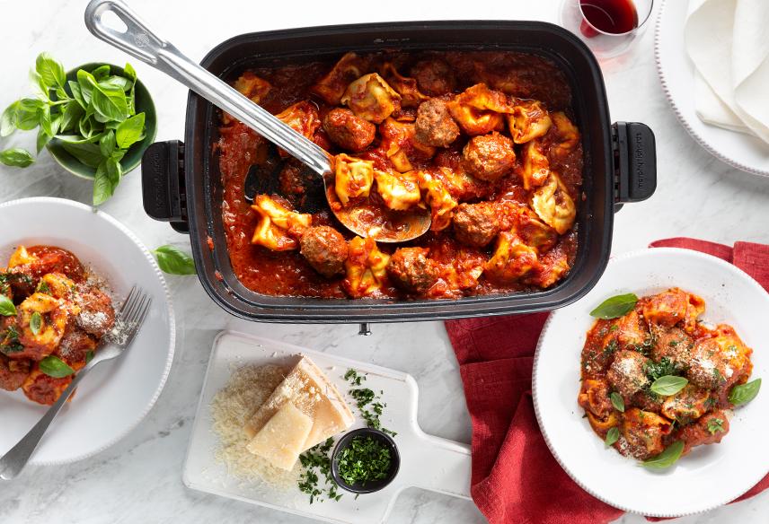 Slow Cooker Tortellini Meatballs: A Cozy Italian-Inspired Crockpot Dinner with Juicy Meatballs, Cheesy Tortellini, and Rich Tomato Sauce