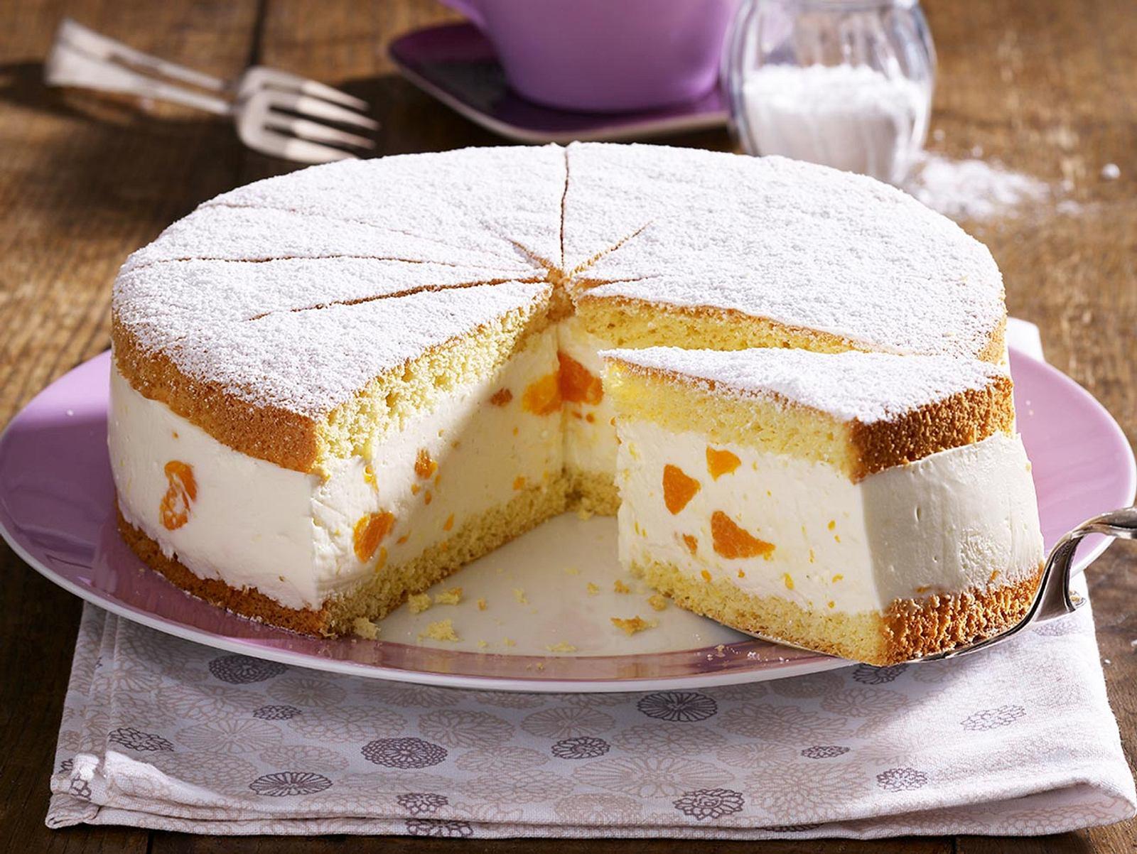 Käsesahnetorte – Classic German Yogurt Mousse Cake with Light Sponge, Creamy Quark Filling, and a Delicate Lemon-Vanilla Flavor